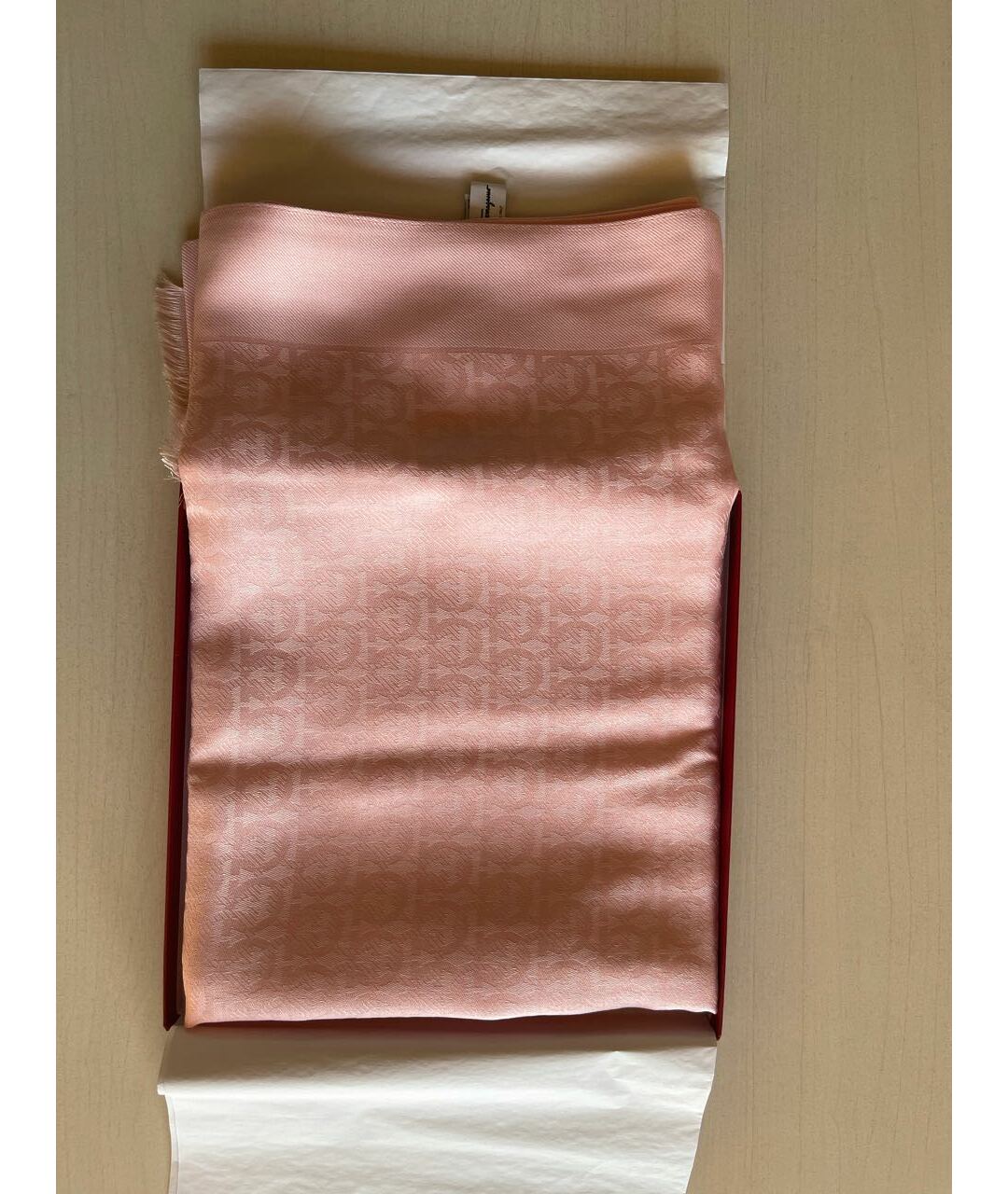 SALVATORE FERRAGAMO Розовый шелковый шарф, фото 5