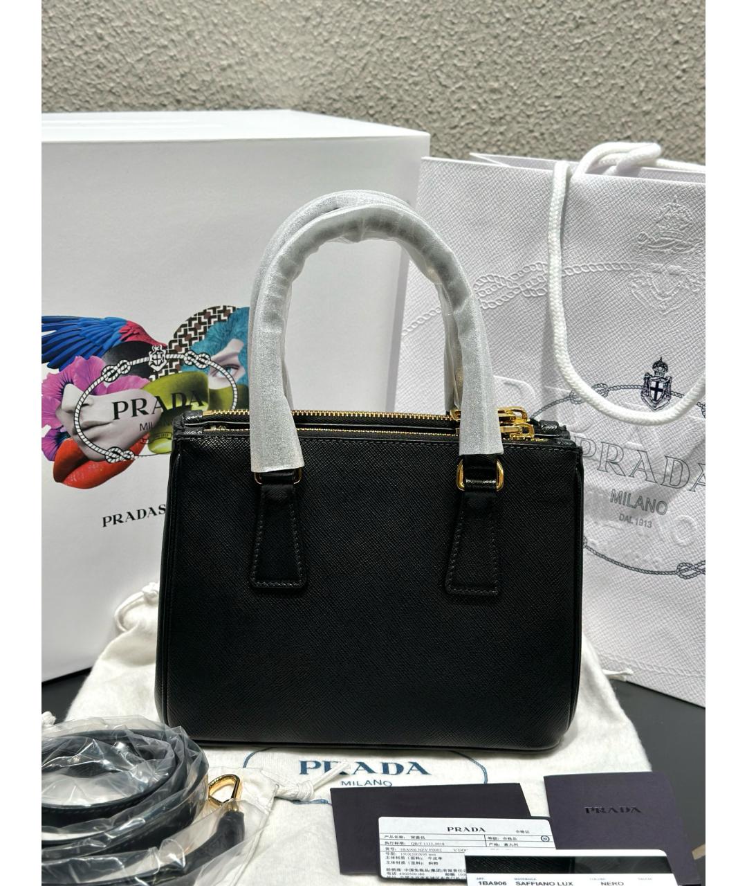 PRADA Черная кожаная сумка тоут, фото 5
