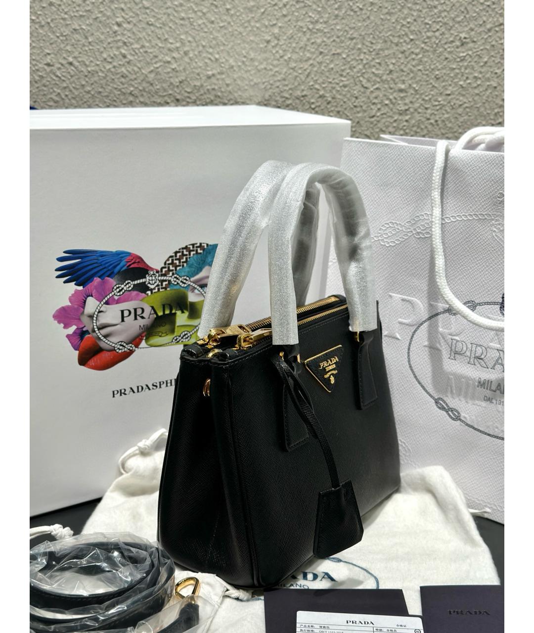 PRADA Черная кожаная сумка тоут, фото 3