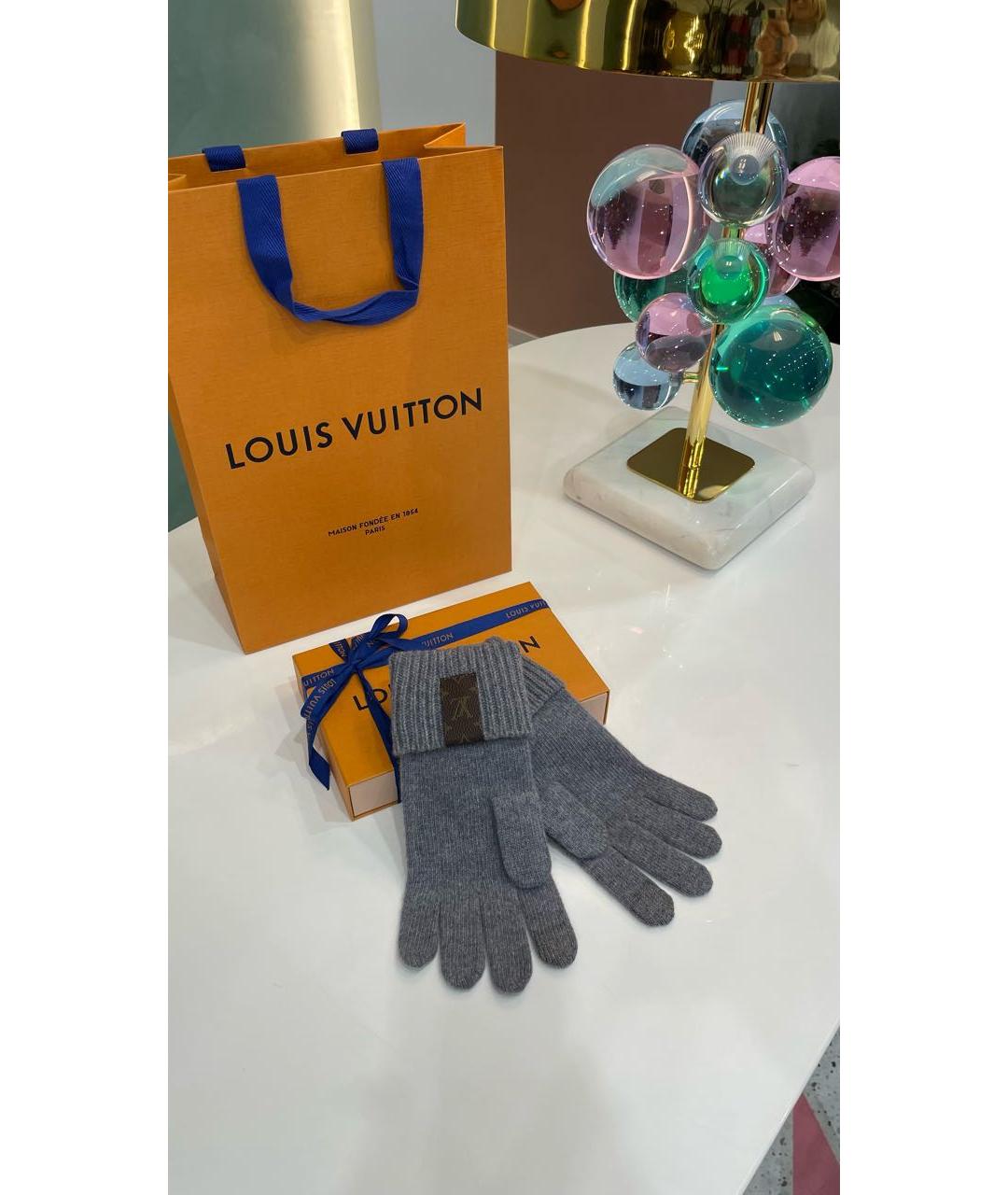 LOUIS VUITTON Серые перчатки, фото 6