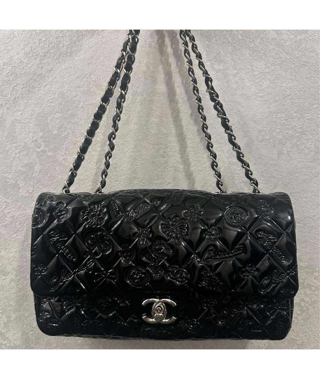 CHANEL Черная сумка через плечо из лакированной кожи, фото 9