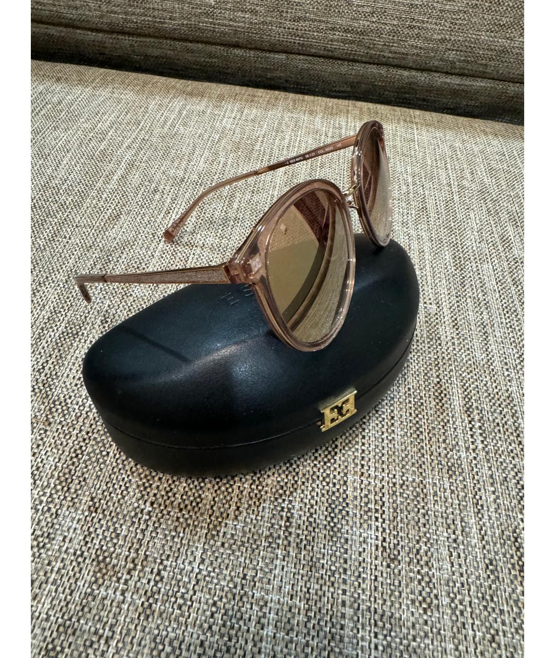 ESCADA Розовые пластиковые солнцезащитные очки, фото 3