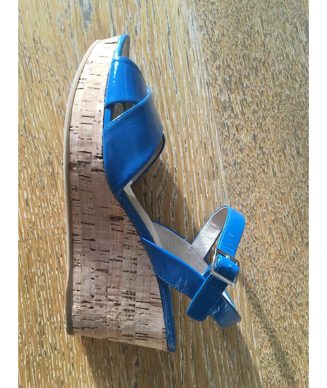 PRADA Голубые босоножки из лакированной кожи, фото 6