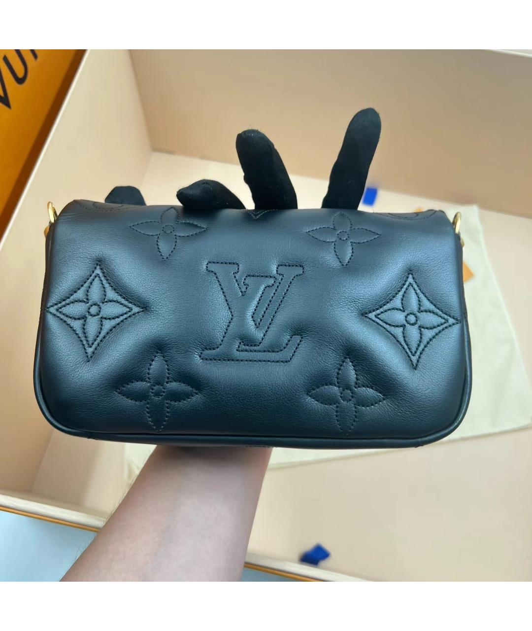 LOUIS VUITTON Черная кожаная сумка через плечо, фото 8