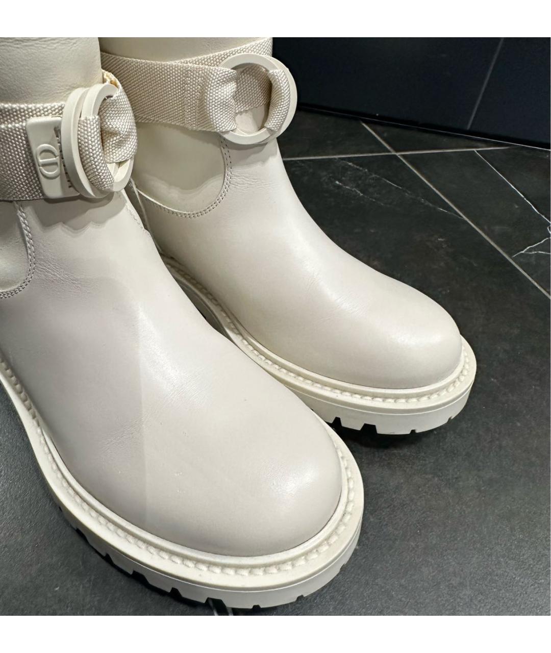 CHRISTIAN DIOR Белые кожаные сапоги, фото 3