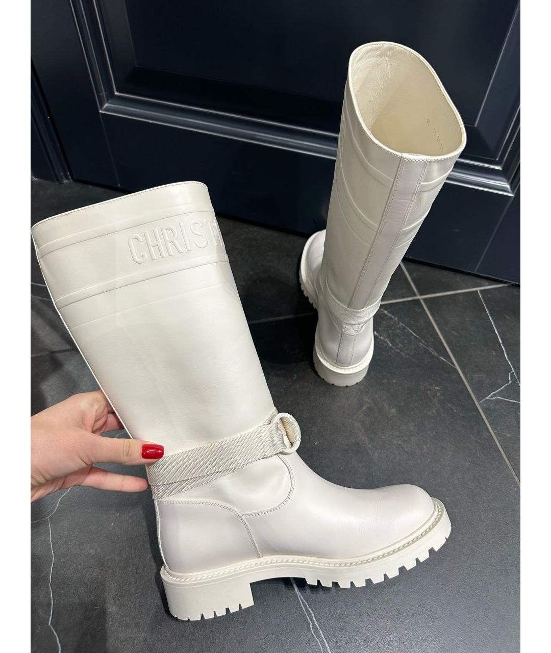 CHRISTIAN DIOR Белые кожаные сапоги, фото 5
