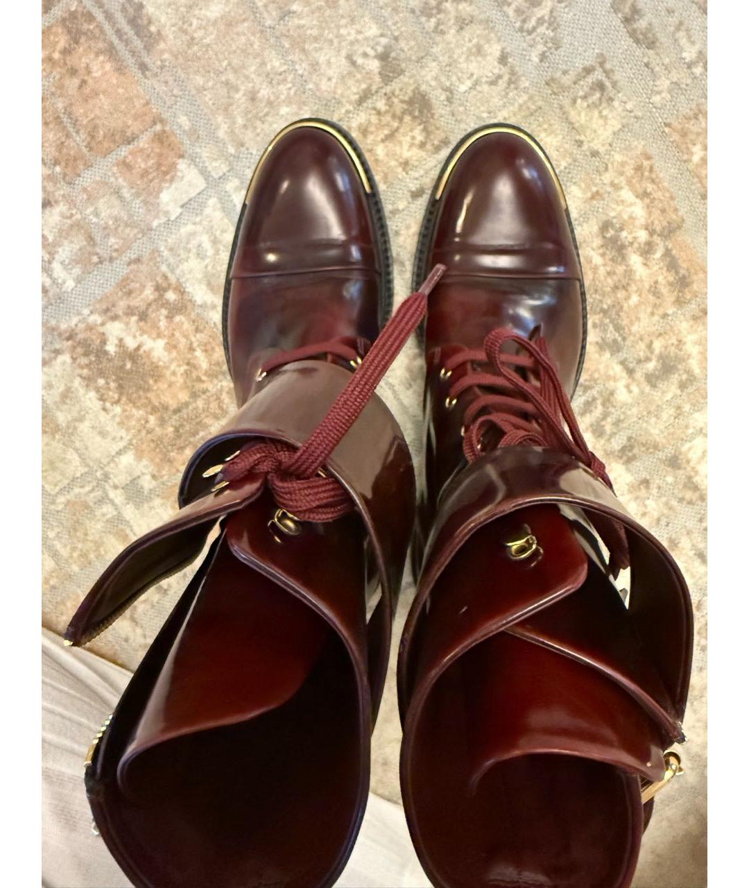 LOUIS VUITTON Бордовые ботинки из лакированной кожи, фото 3
