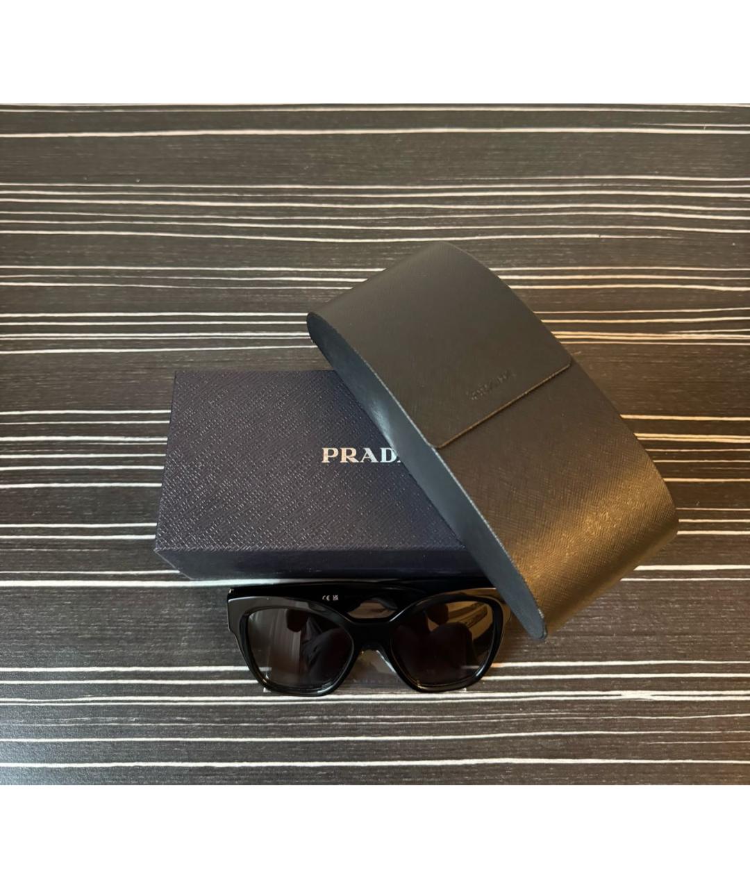PRADA Черные пластиковые солнцезащитные очки, фото 4