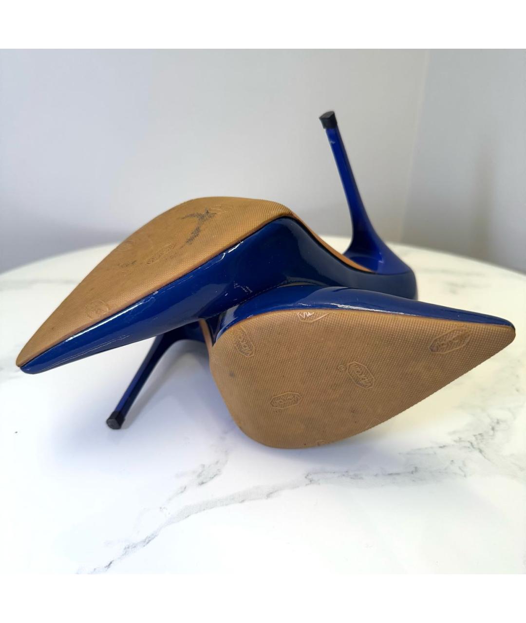 JIMMY CHOO Синие туфли из лакированной кожи, фото 6