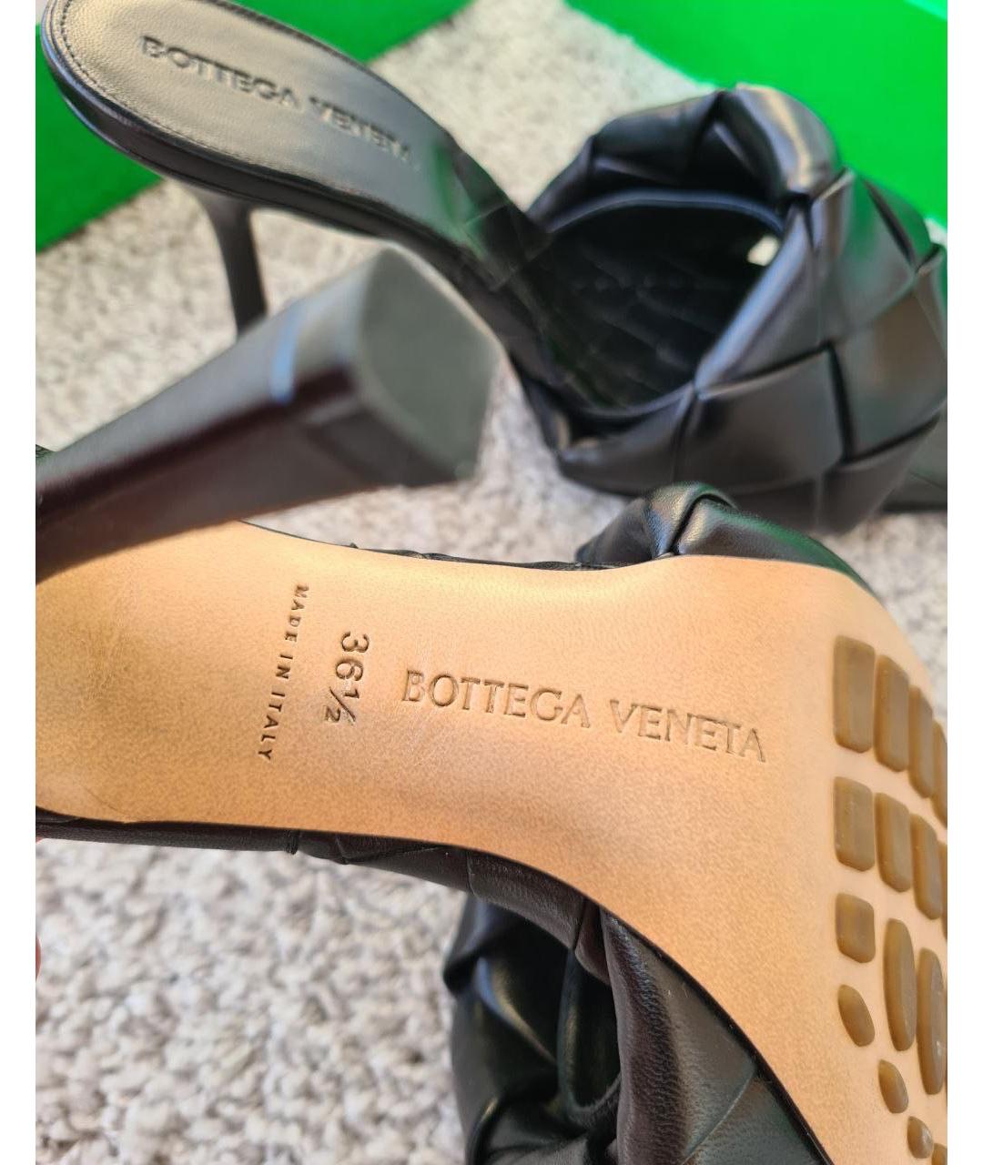 BOTTEGA VENETA Черные кожаные мюли, фото 6