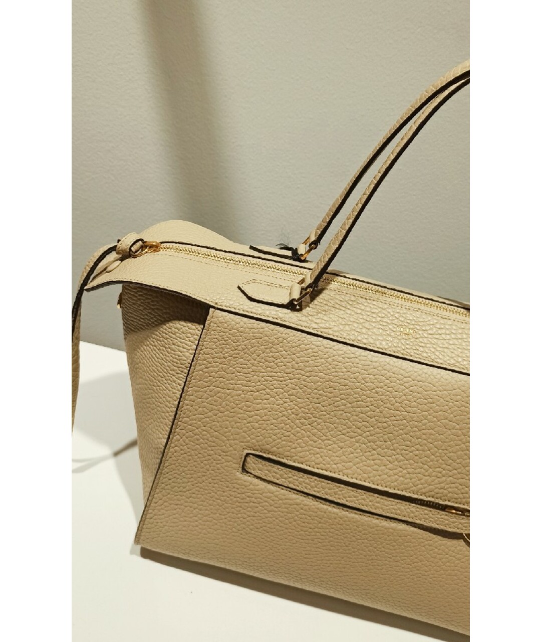 CELINE Бежевая кожаная сумка тоут, фото 4