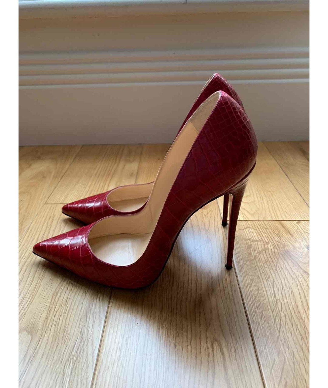 CHRISTIAN LOUBOUTIN Красные туфли из экзотической кожи, фото 5