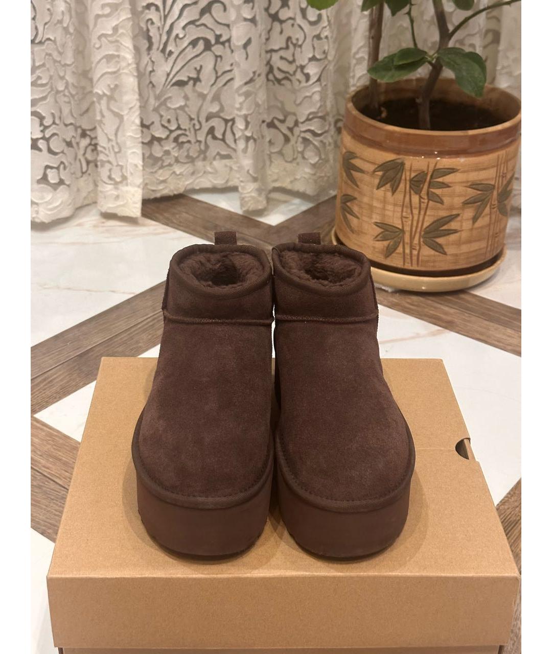 UGG AUSTRALIA Коричневые замшевые ботинки, фото 2