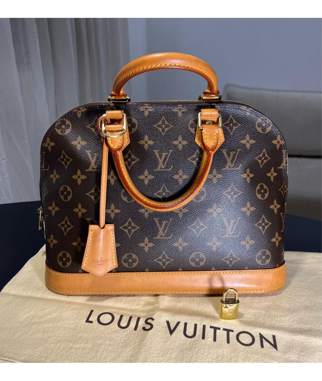 LOUIS VUITTON Коричневая сумка с короткими ручками, фото 2