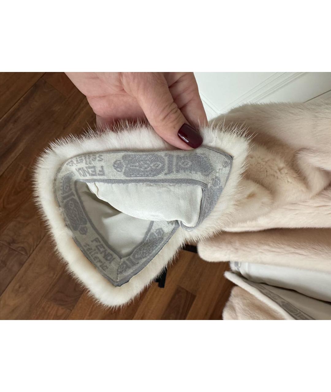 FENDI Бежевая меховая шуба, фото 5