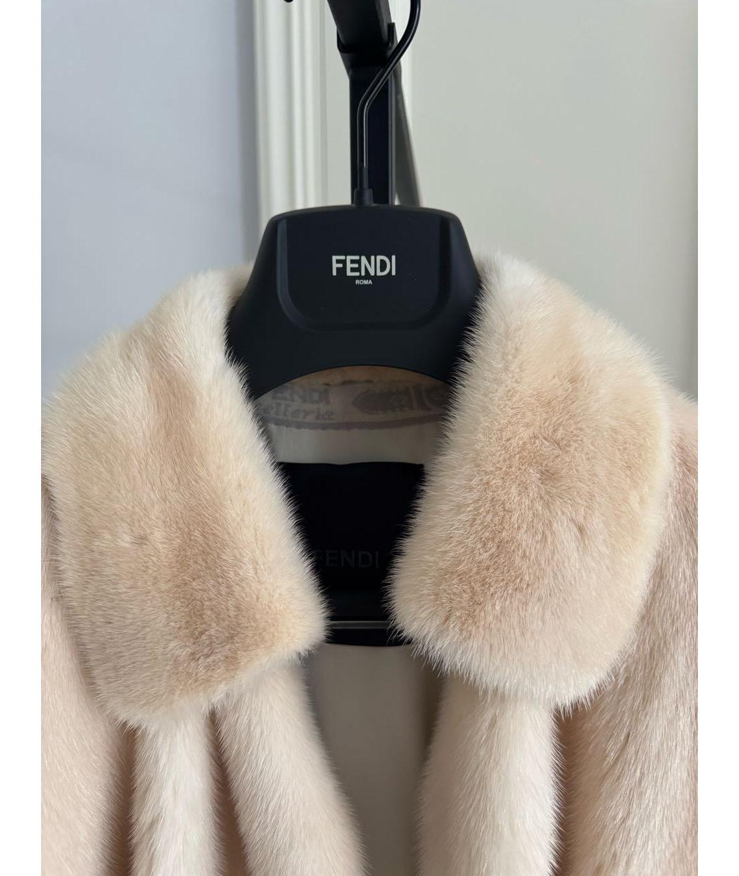 FENDI Бежевая меховая шуба, фото 3