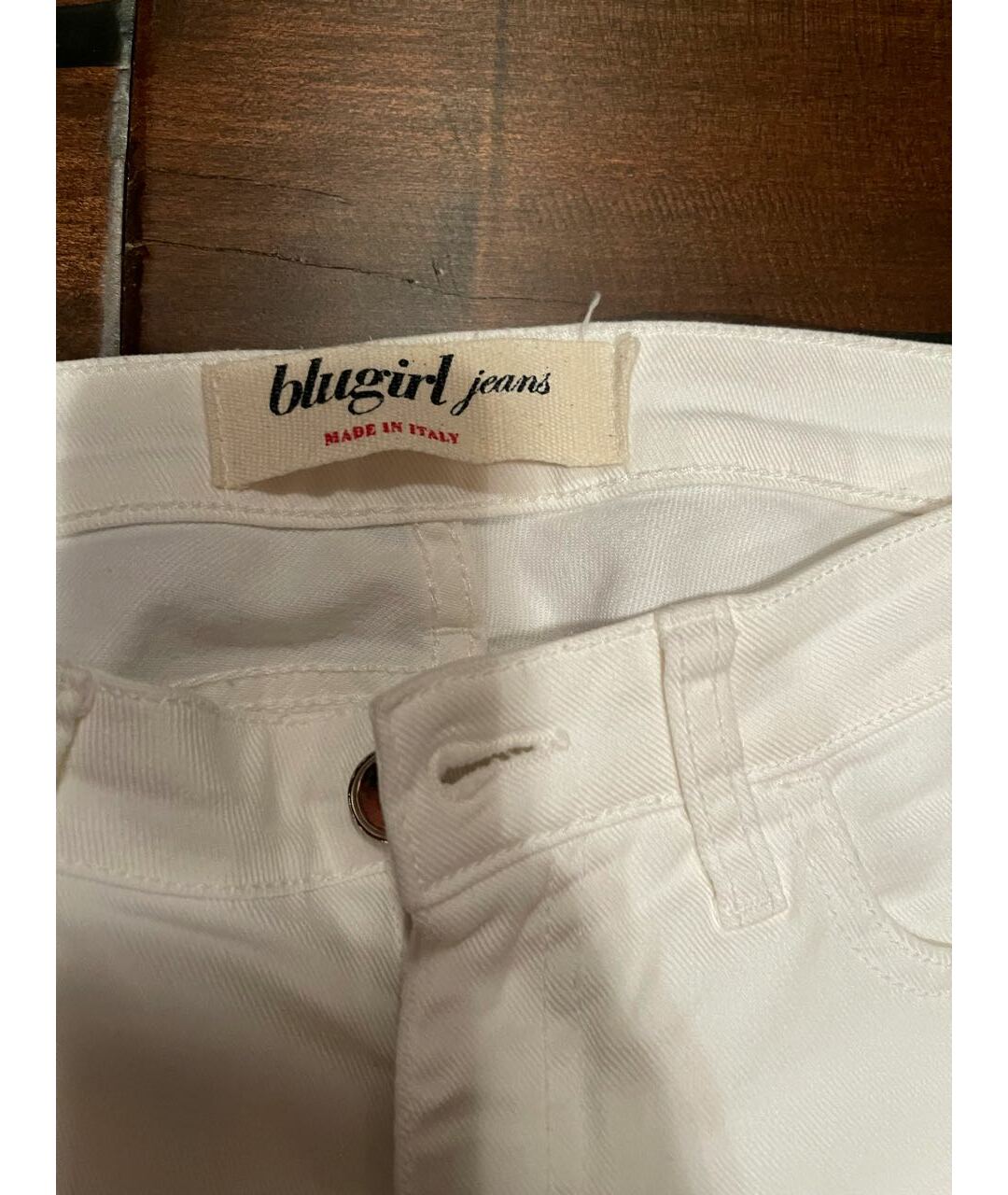 BLUGIRL Белые хлопко-эластановые джинсы слим, фото 3