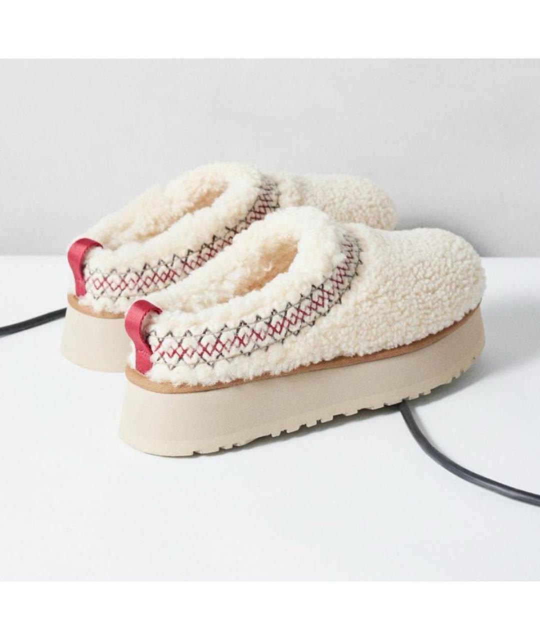 UGG AUSTRALIA Белые ботинки, фото 3