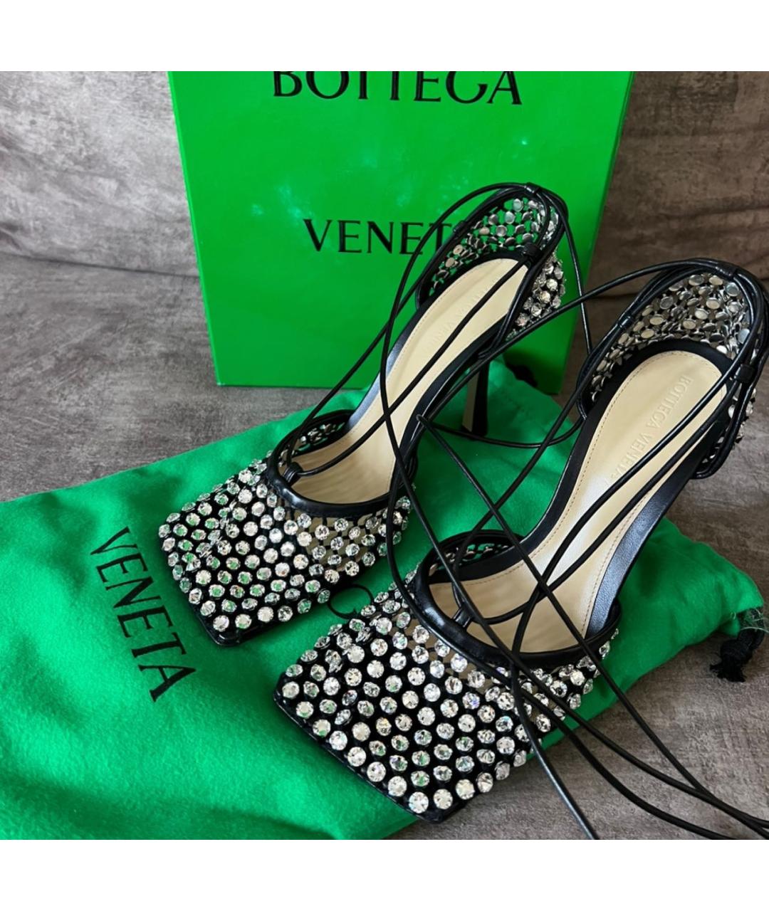 BOTTEGA VENETA Черные кожаные босоножки, фото 3