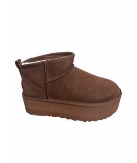 UGG AUSTRALIA Ботинки