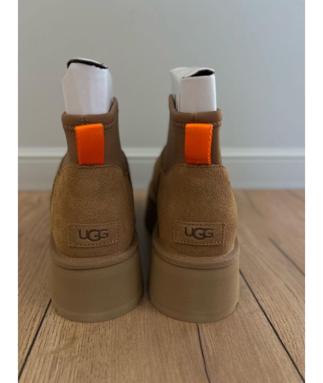 UGG AUSTRALIA Коричневые замшевые ботинки, фото 3