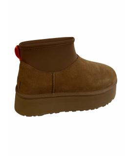 UGG AUSTRALIA Ботинки