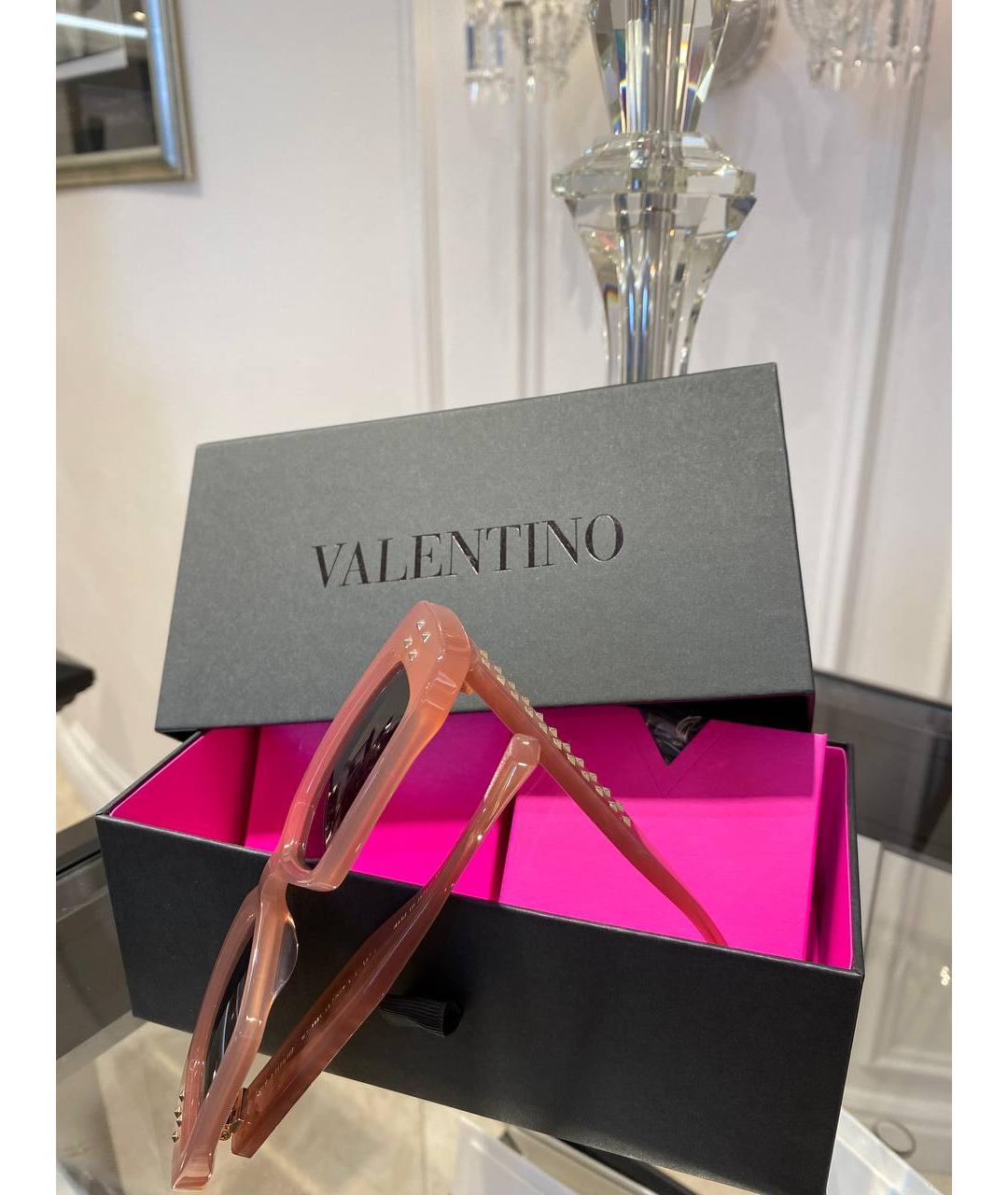 VALENTINO Оранжевое солнцезащитные очки, фото 2
