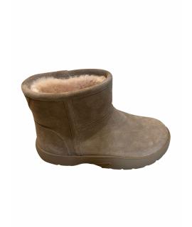 UGG AUSTRALIA Ботинки