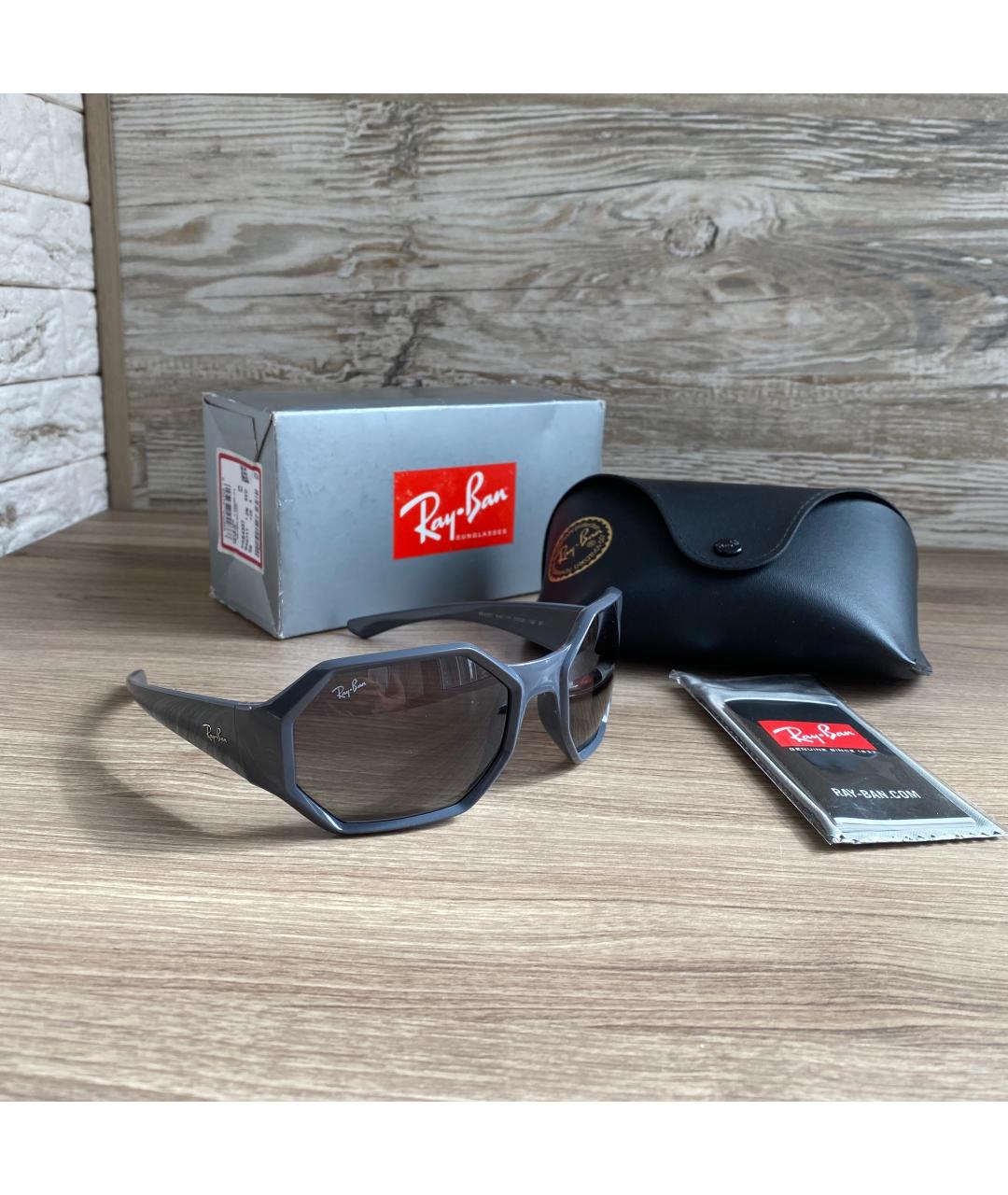 RAY BAN Серые пластиковые солнцезащитные очки, фото 4