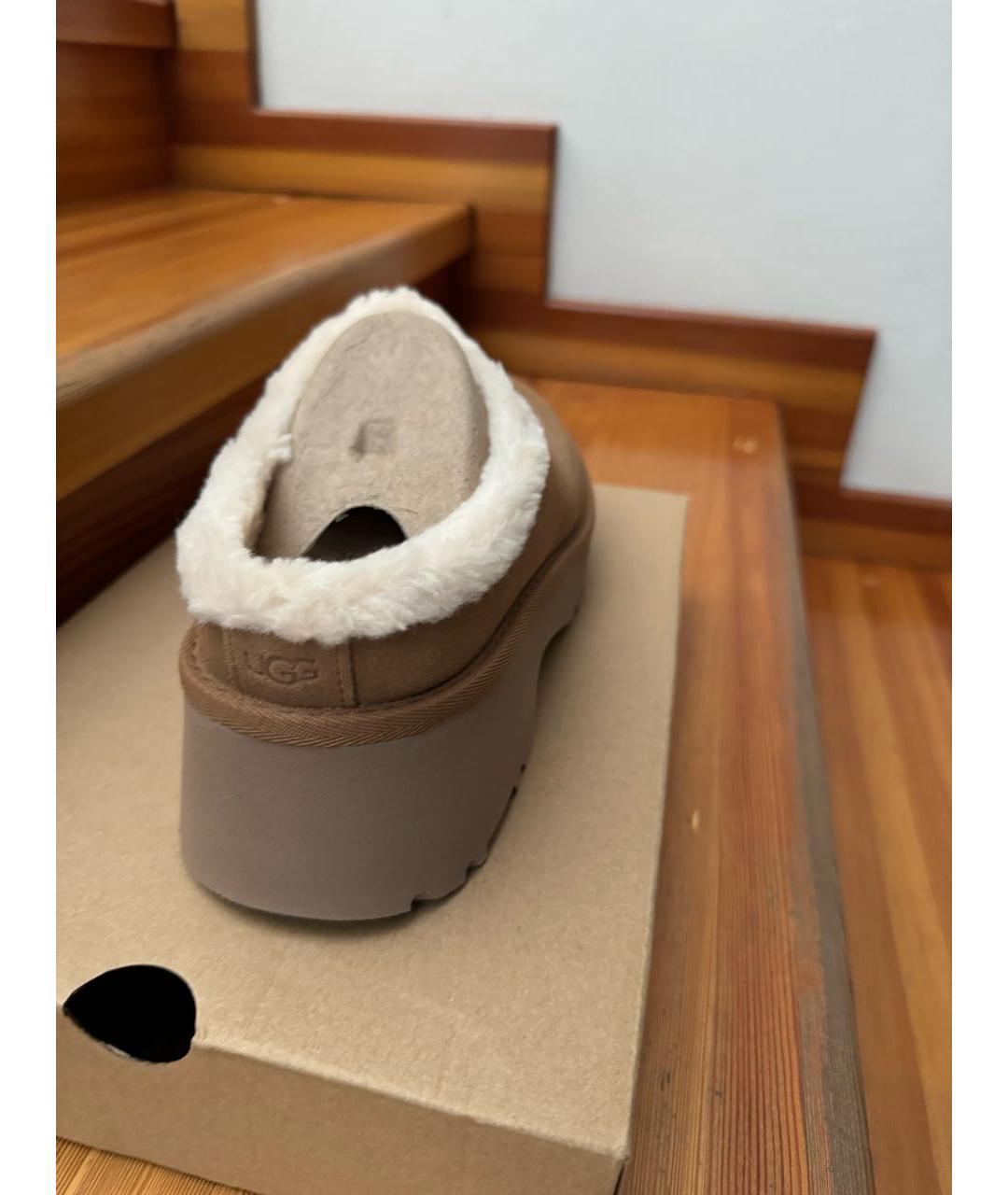 UGG AUSTRALIA Бежевые нубуковые сабо, фото 3