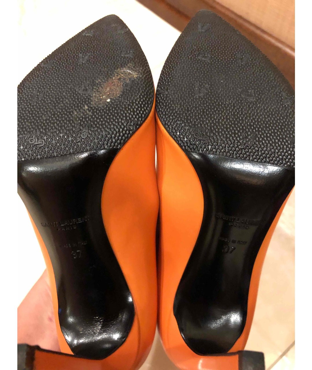 SAINT LAURENT Оранжевое кожаные туфли, фото 4