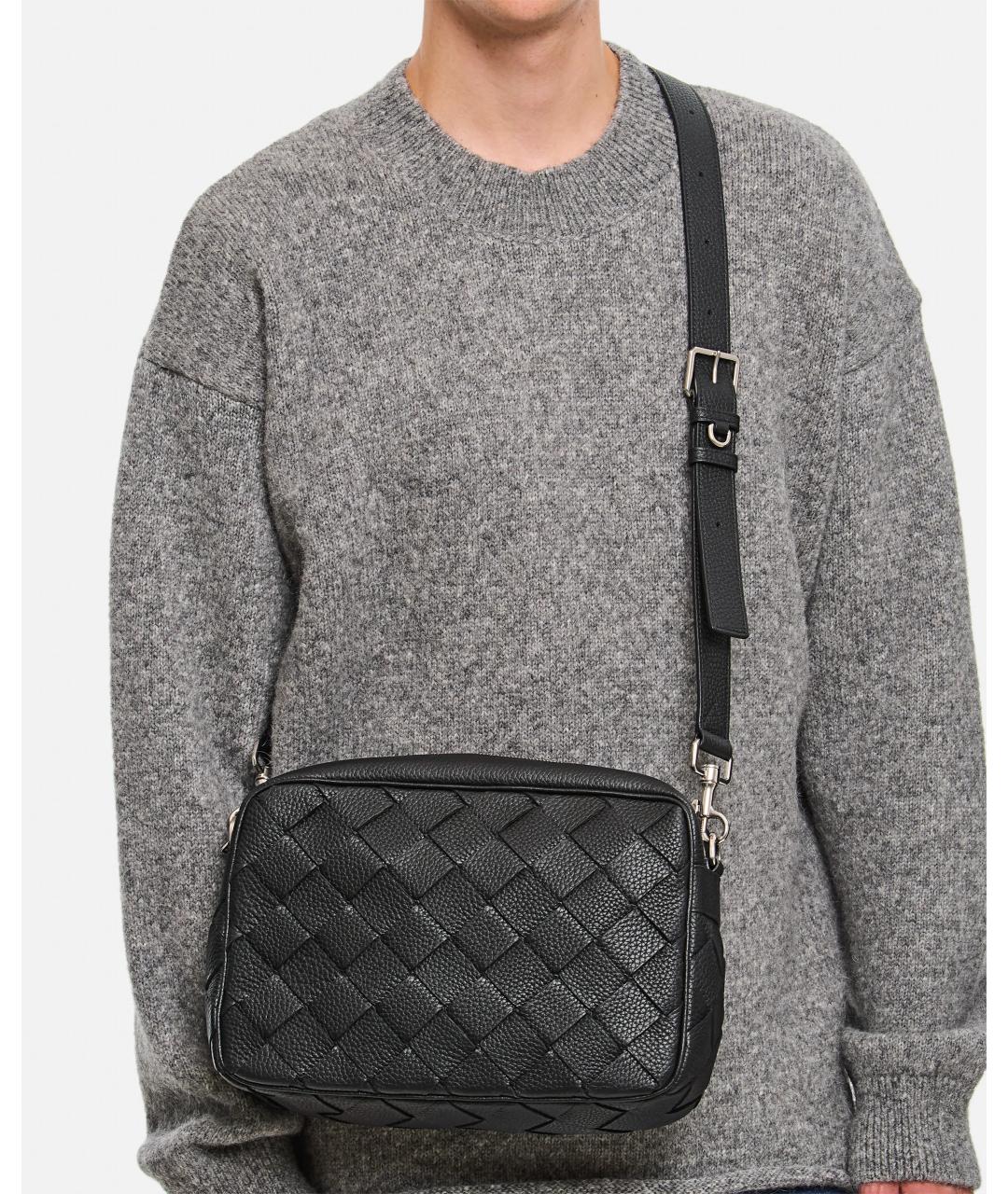 BOTTEGA VENETA Черная кожаная сумка на плечо, фото 4
