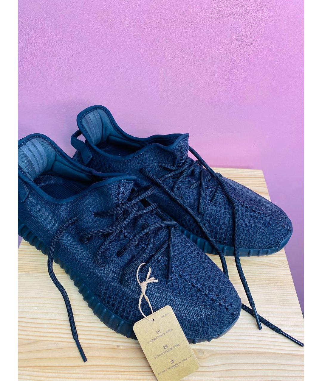 ADIDAS YEEZY Черные текстильные низкие кроссовки / кеды, фото 2