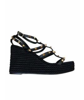 VALENTINO Босоножки
