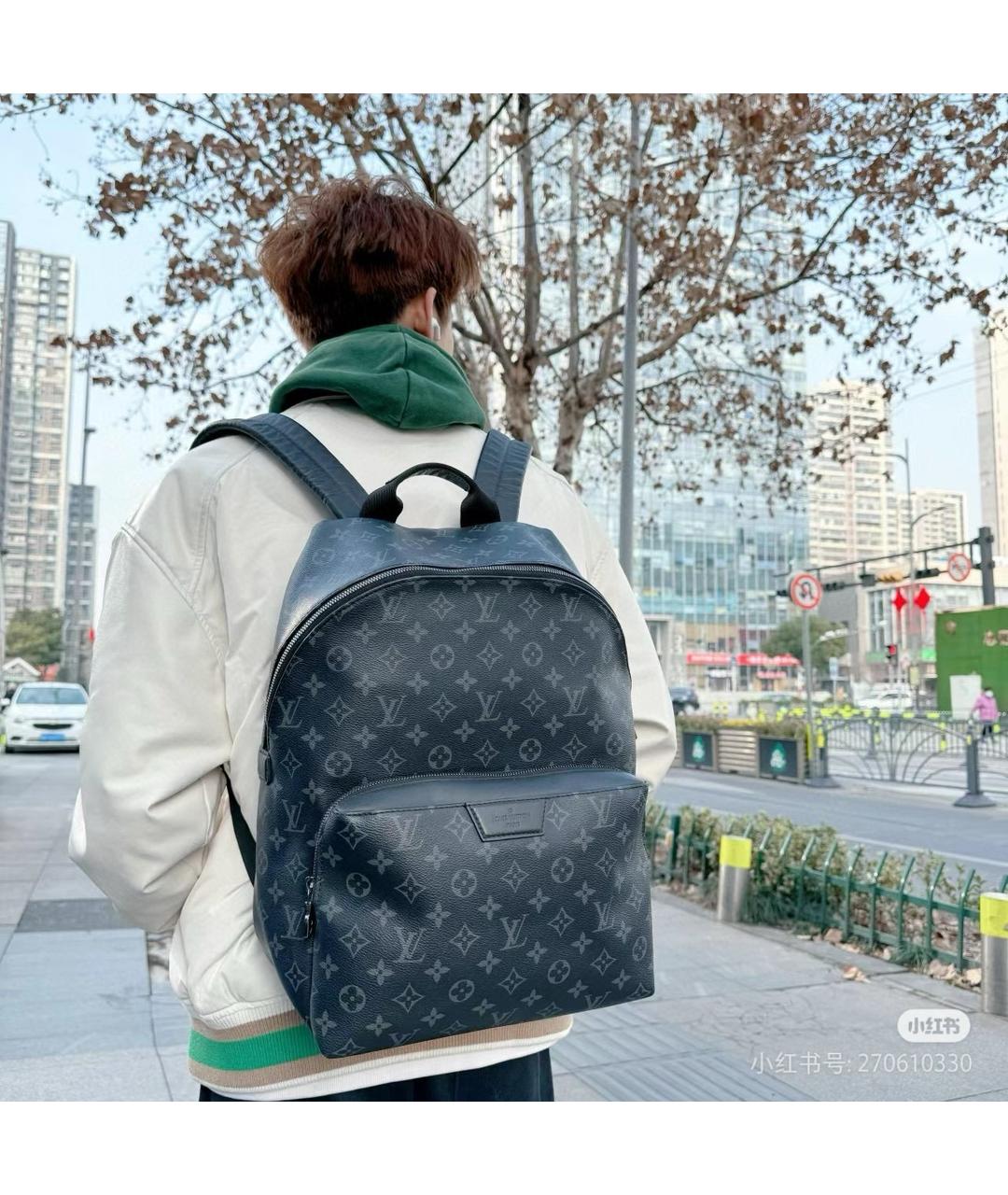 LOUIS VUITTON Черный рюкзак из искусственной кожи, фото 6