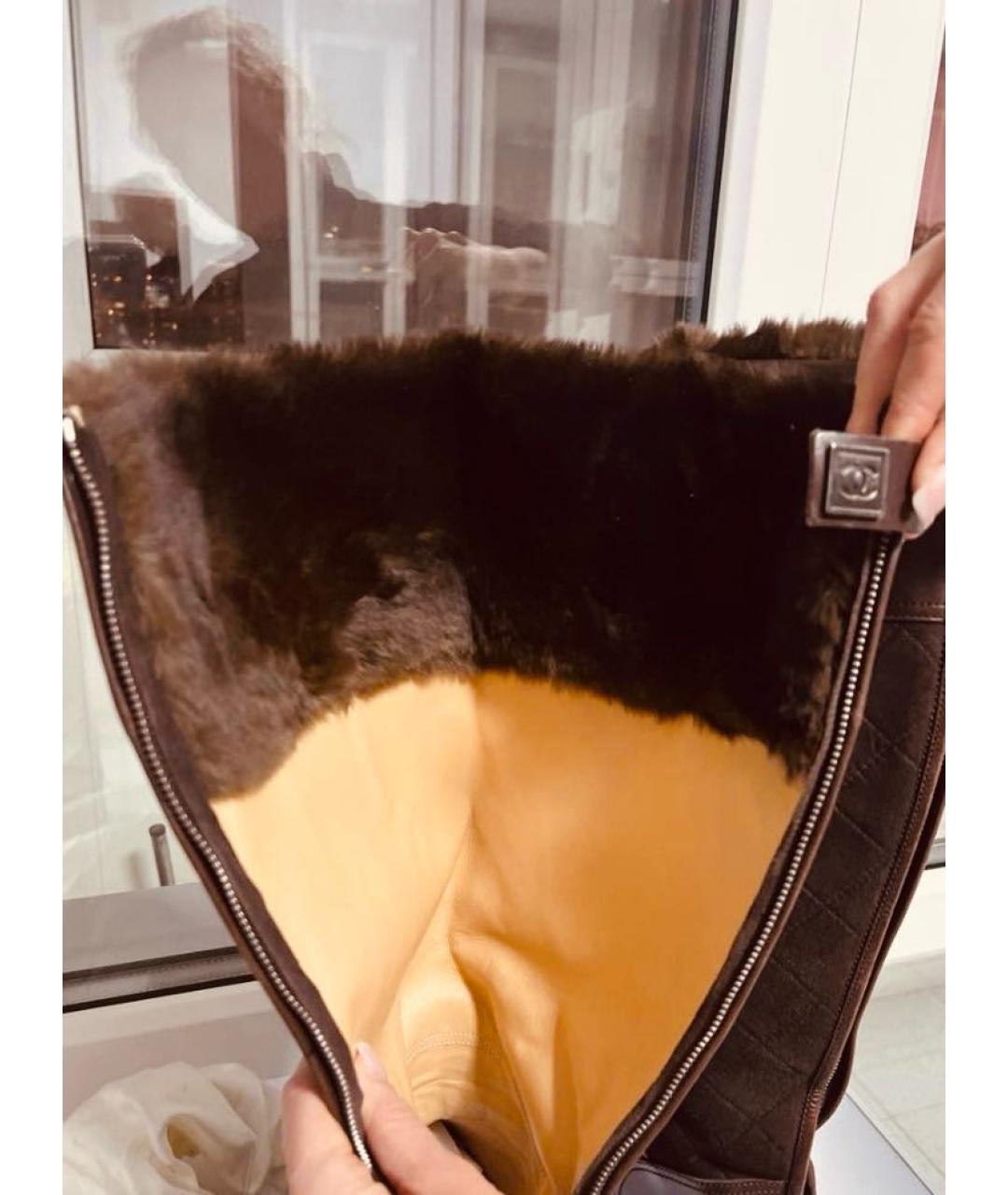 CHANEL Коричневые кожаные сапоги, фото 6