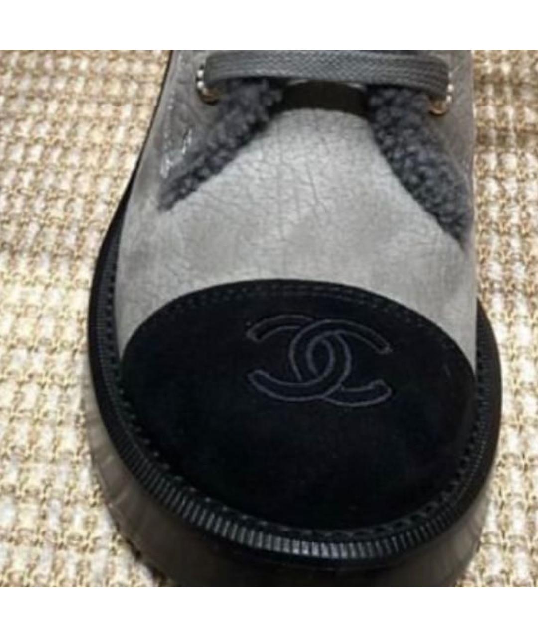 CHANEL Серые замшевые ботинки, фото 2