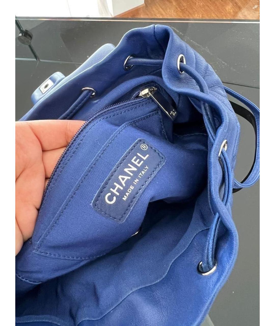 CHANEL Синий кожаный рюкзак, фото 3