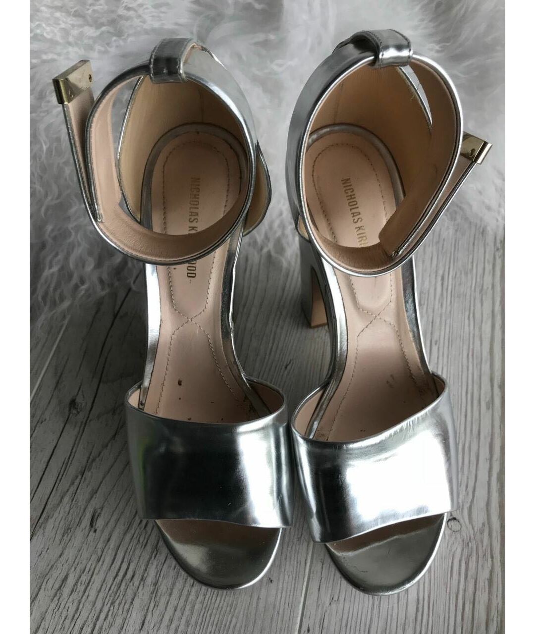 NICHOLAS KIRKWOOD Серебряные кожаные босоножки, фото 2