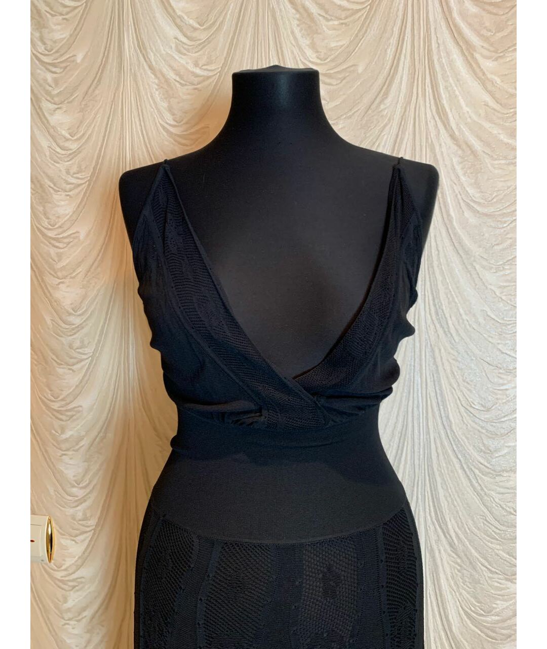 CHANEL PRE-OWNED Черное платье, фото 2