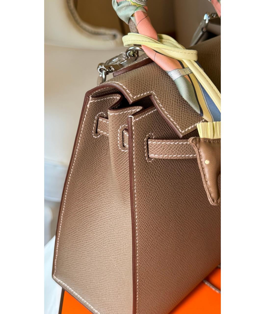 HERMES Коричневая кожаная сумка с короткими ручками, фото 2