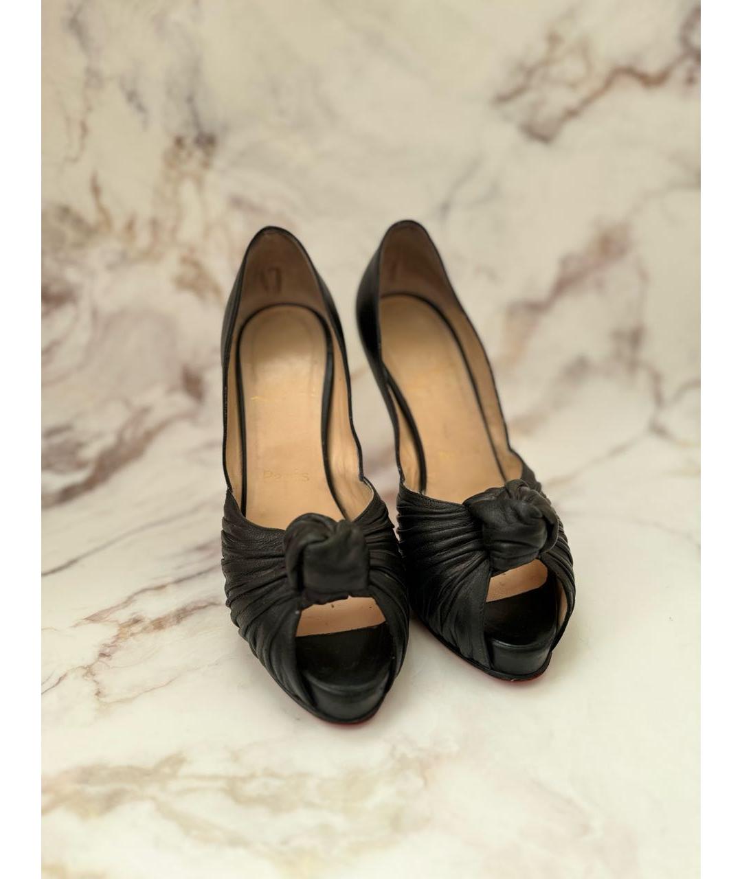 CHRISTIAN LOUBOUTIN Черные кожаные туфли, фото 2