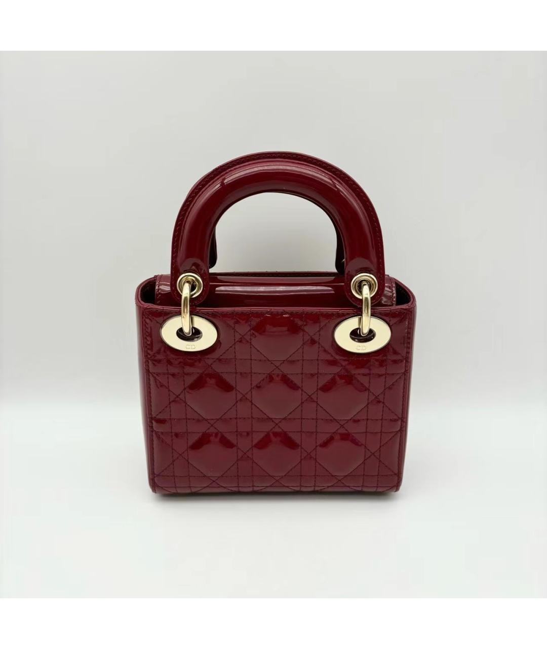 CHRISTIAN DIOR Красная сумка через плечо из лакированной кожи, фото 2