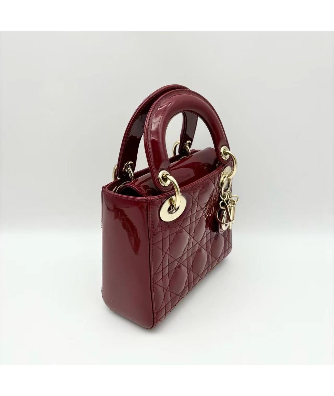 CHRISTIAN DIOR Красная сумка через плечо из лакированной кожи, фото 4