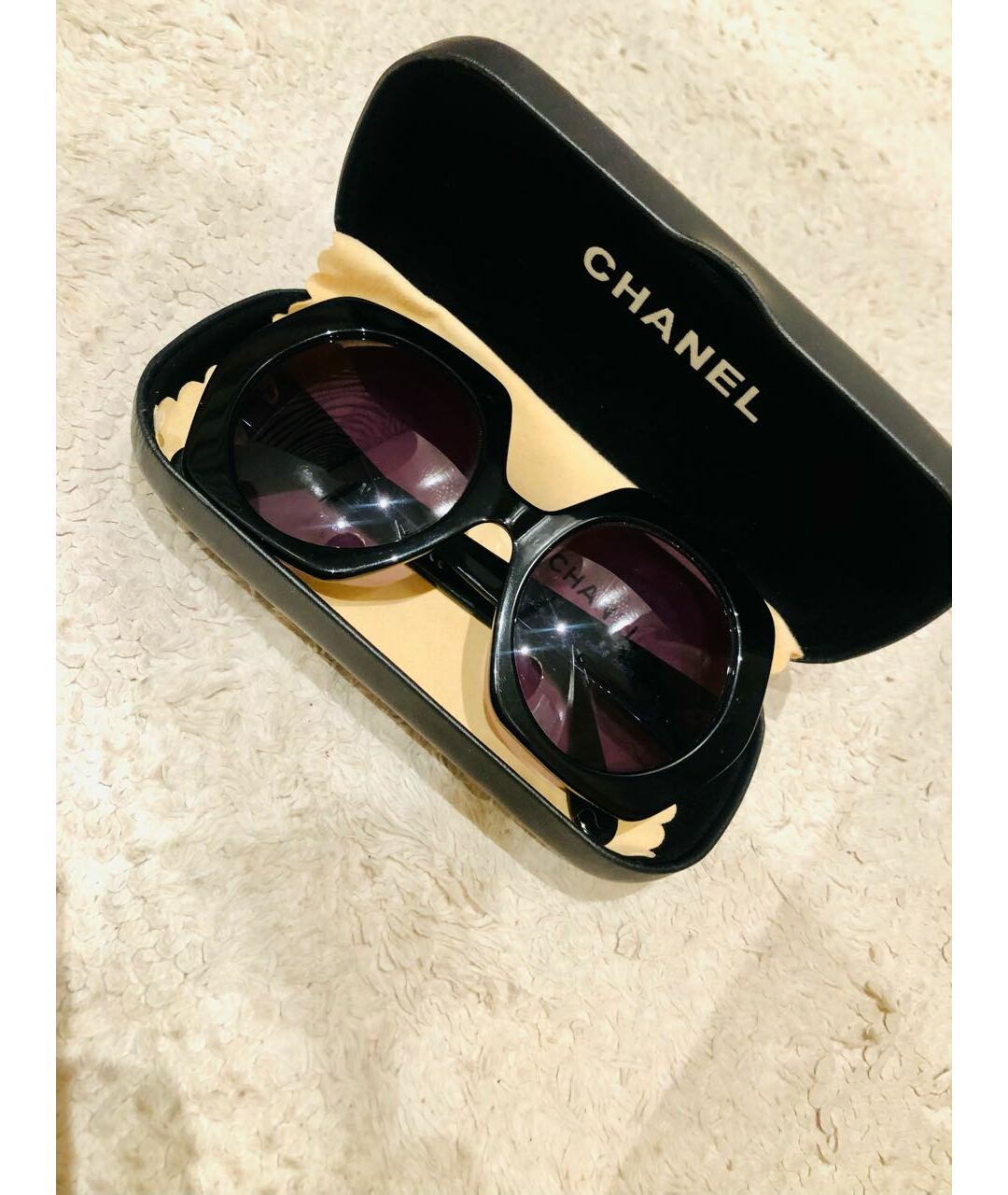 CHANEL Черные пластиковые солнцезащитные очки, фото 2