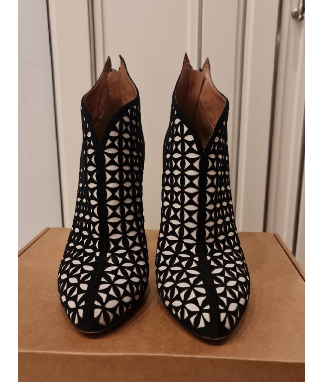 ALAIA Замшевые ботильоны, фото 2