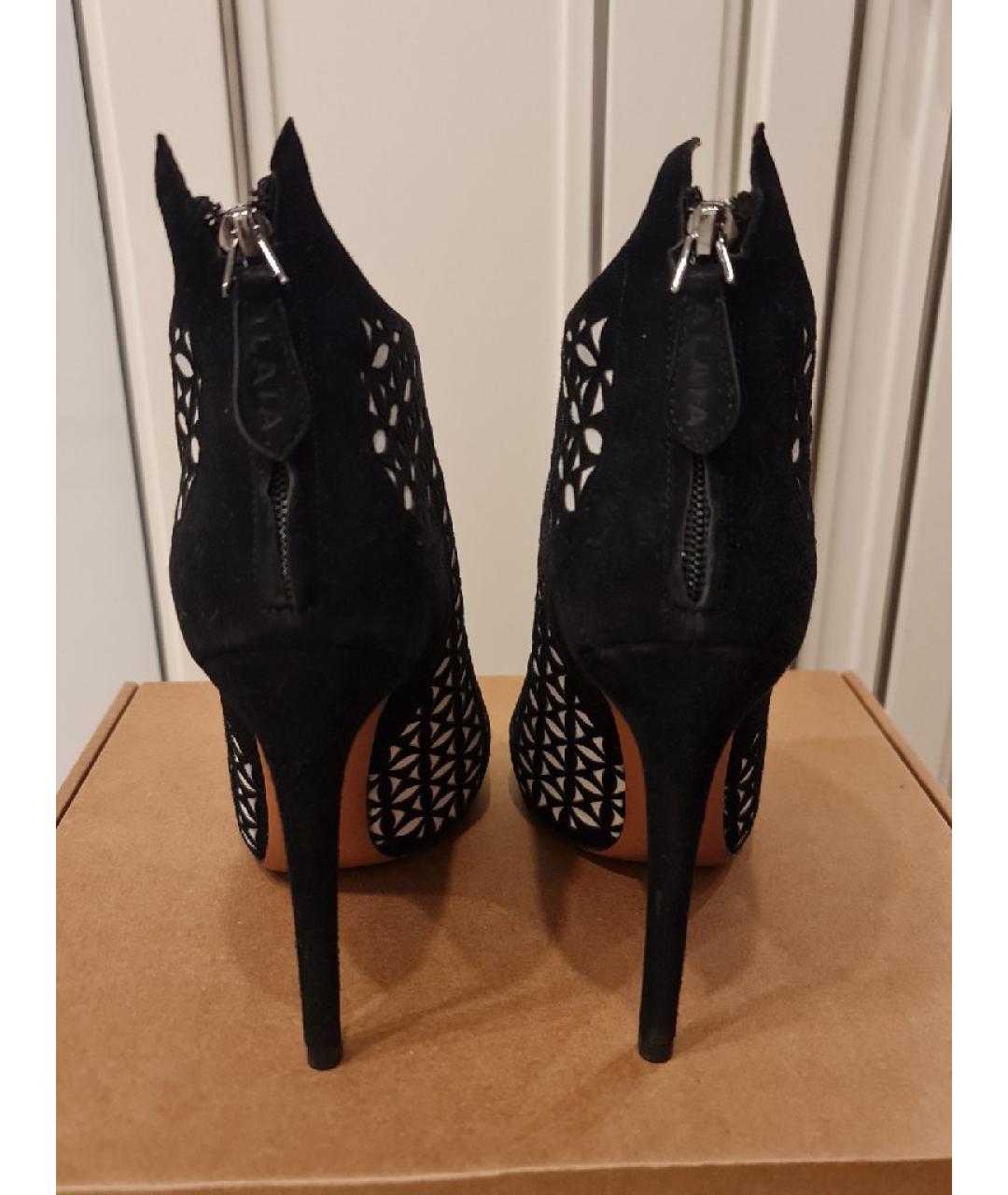 ALAIA Замшевые ботильоны, фото 4