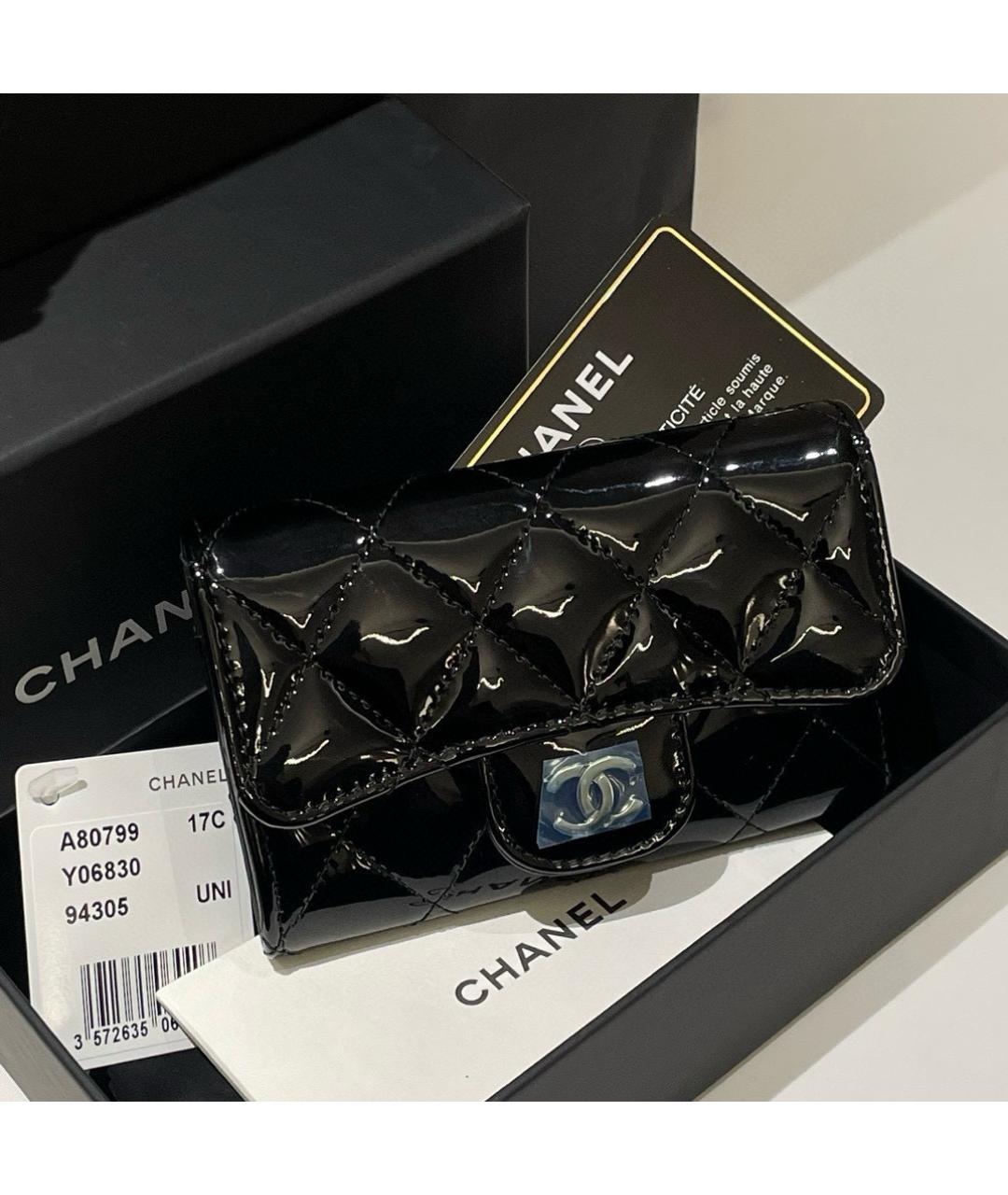 CHANEL Черный кардхолдер из лакированной кожи, фото 10