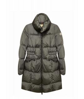 MONCLER Пуховик