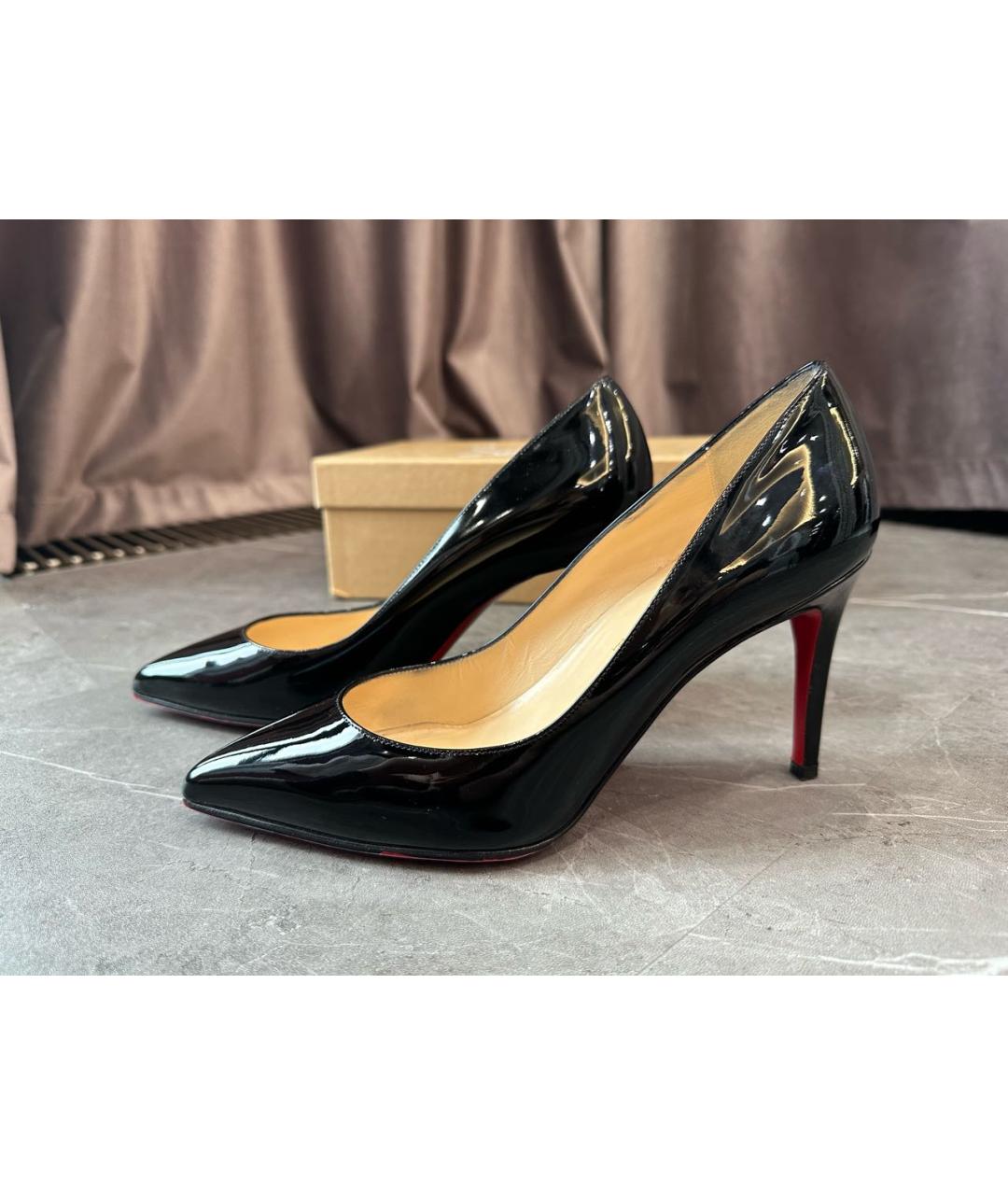 CHRISTIAN LOUBOUTIN Черные туфли из лакированной кожи, фото 6